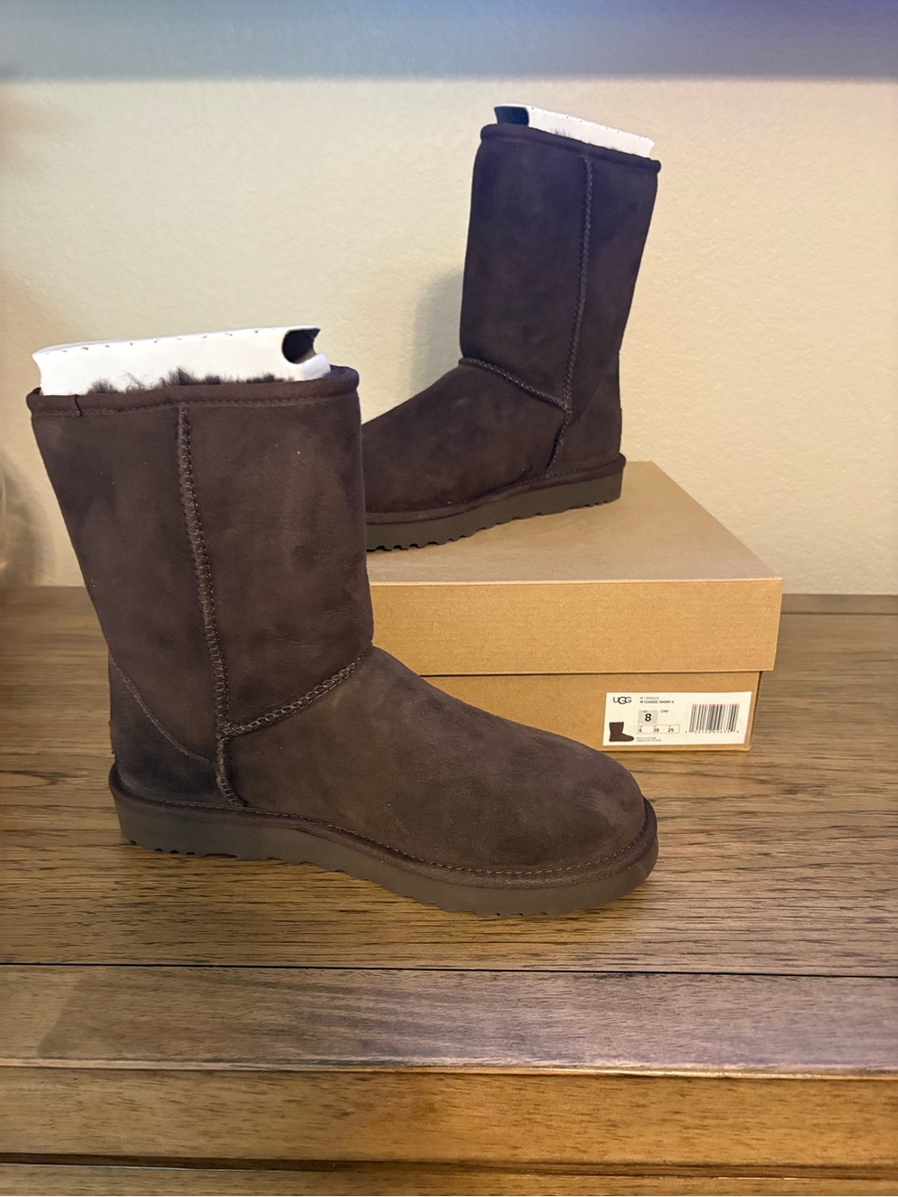 UGG Classic Short Women's Shearling Boots - Chocolate